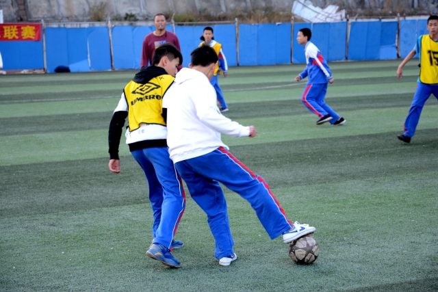 祝铭震28分胡金秋23分 广州大胜广厦35分