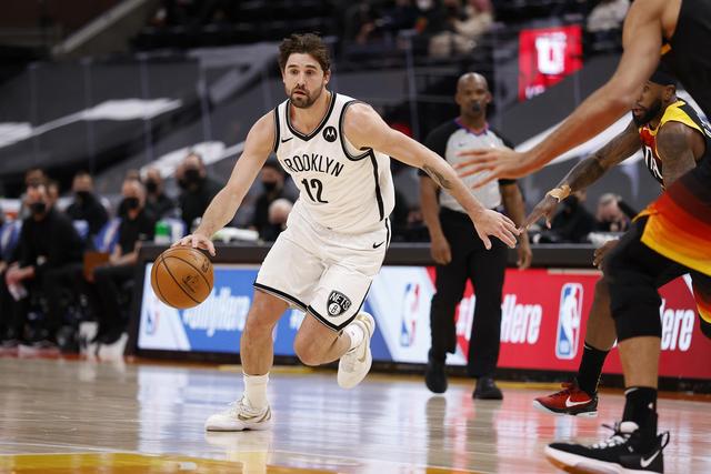 NBA季前赛-威少首秀12+4+8 掘金不敌凯尔特人